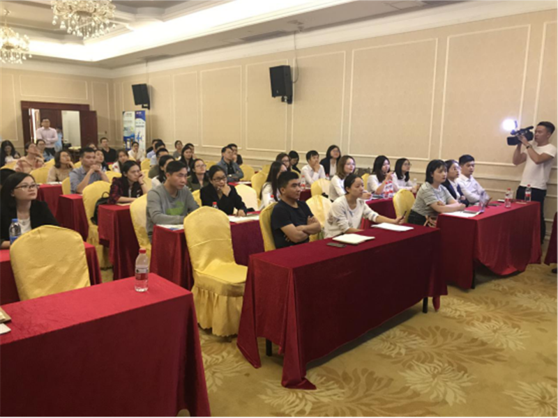 互聯(lián)營銷,互利共贏 ——瑞諾國際外貿(mào)行業(yè)交流研討會探尋外貿(mào)發(fā)展新動力 互聯(lián)營銷,互利共贏 ——瑞諾國際外貿(mào)行業(yè)交流研討會探尋外貿(mào)發(fā)展新動力